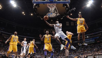 开云竞猜官网-战术精髓：北京队利用快攻和外围投篮获得优势！，北京队首发